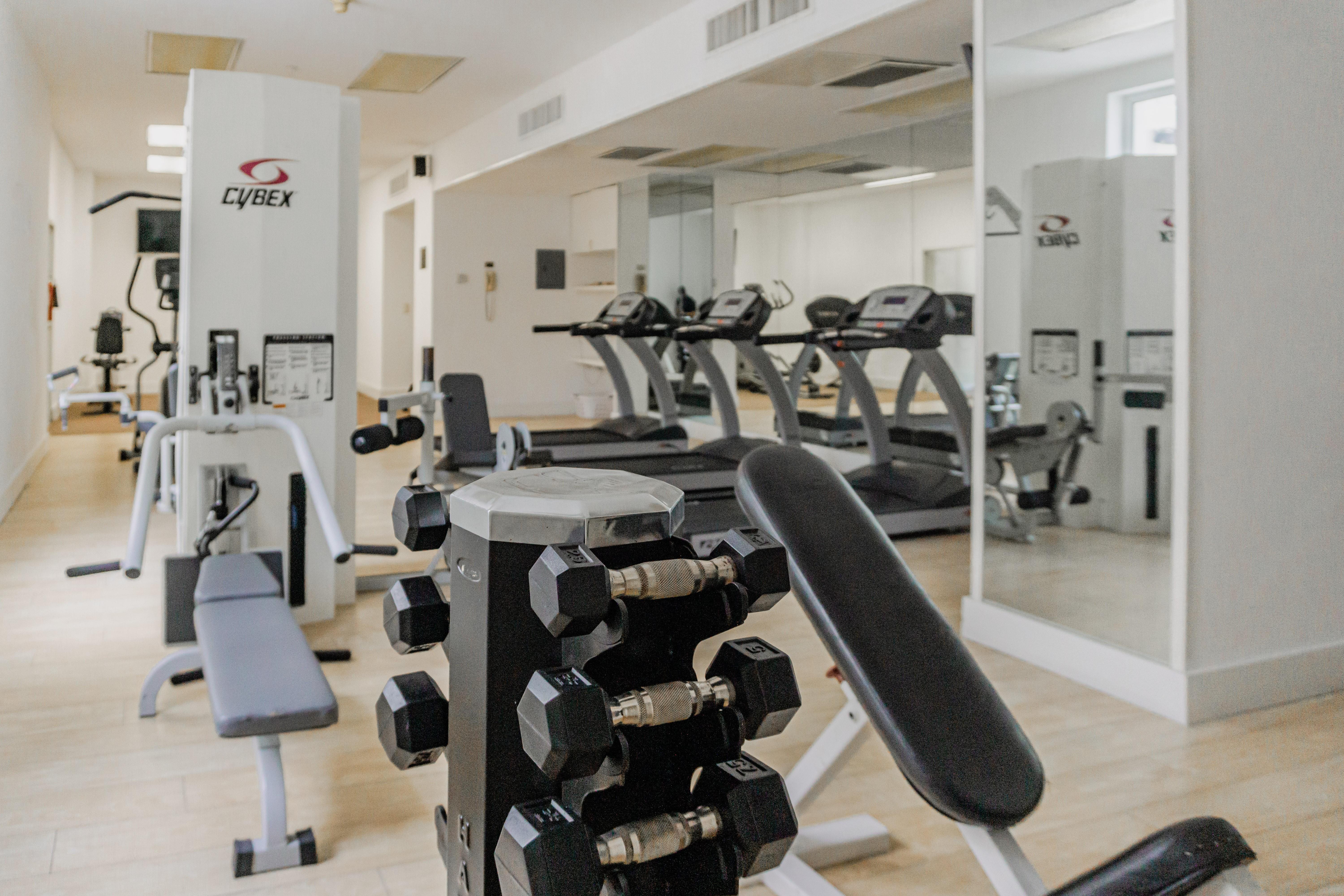 Gamma Monterrey Gran Hotel Ancira 외부 사진 A typical gym